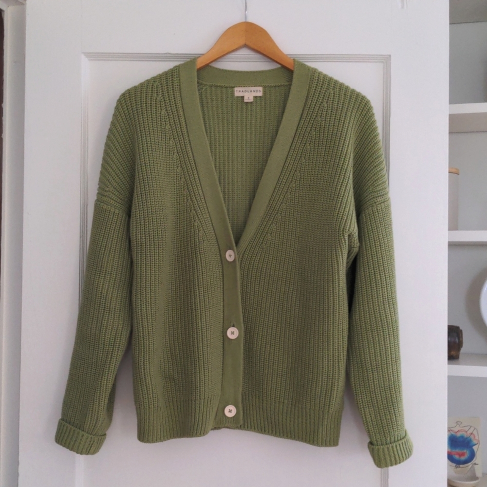 Tradlands Shelter Cardigan in Clover